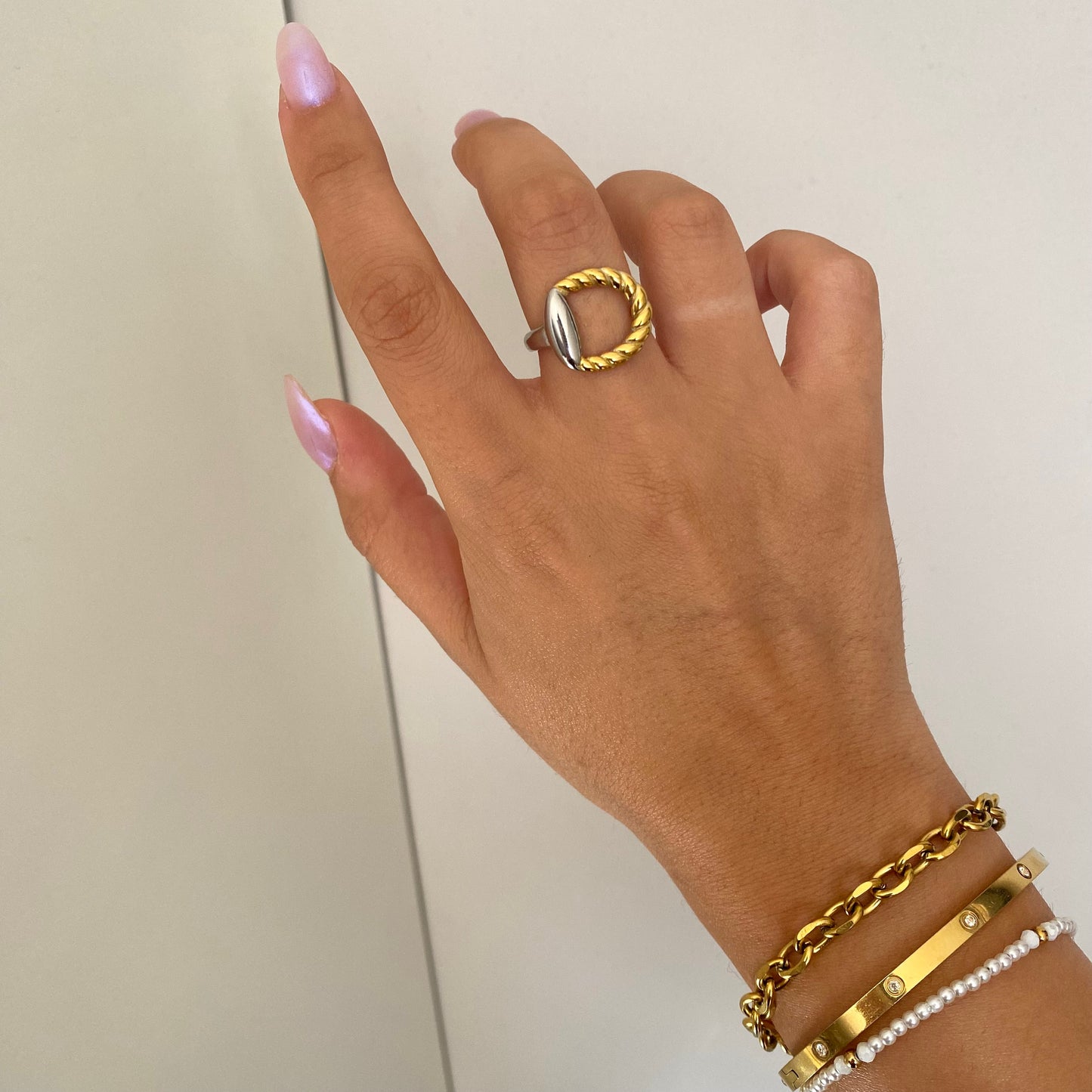 Buckle Ring