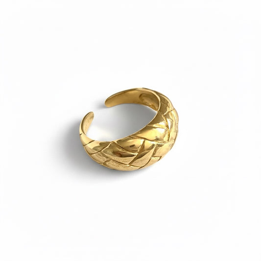 Shanel Ring