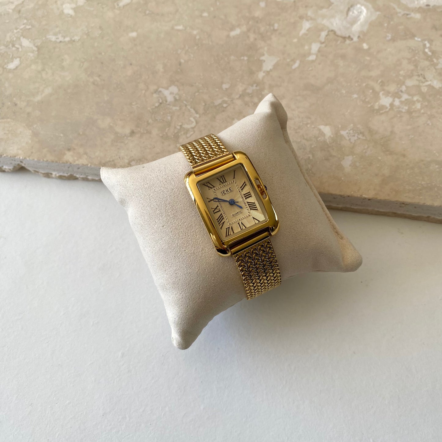 Lilian Watch