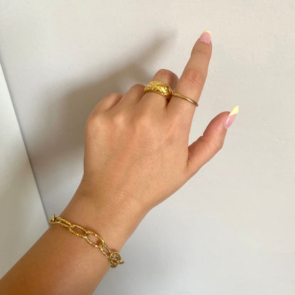 Elle Ring